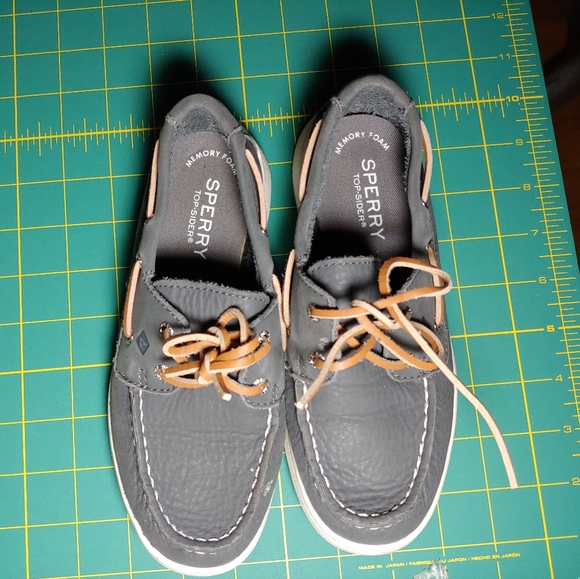 Boys Sperry Topsider grey mocs size 1 - Picture 2 of 4